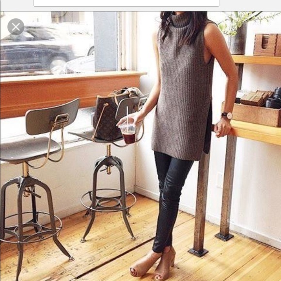 Aritzia Sweaters - Wilfred durandal wool sleeveless turtleneck